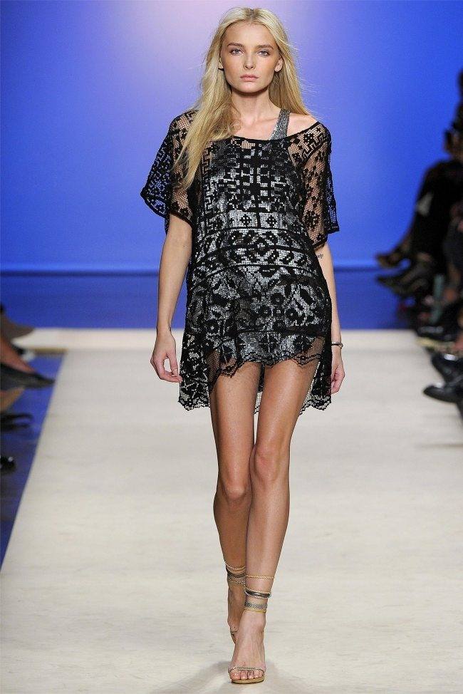 PARIS FASHION WEEK: ISABEL MARANT SPRING 2012