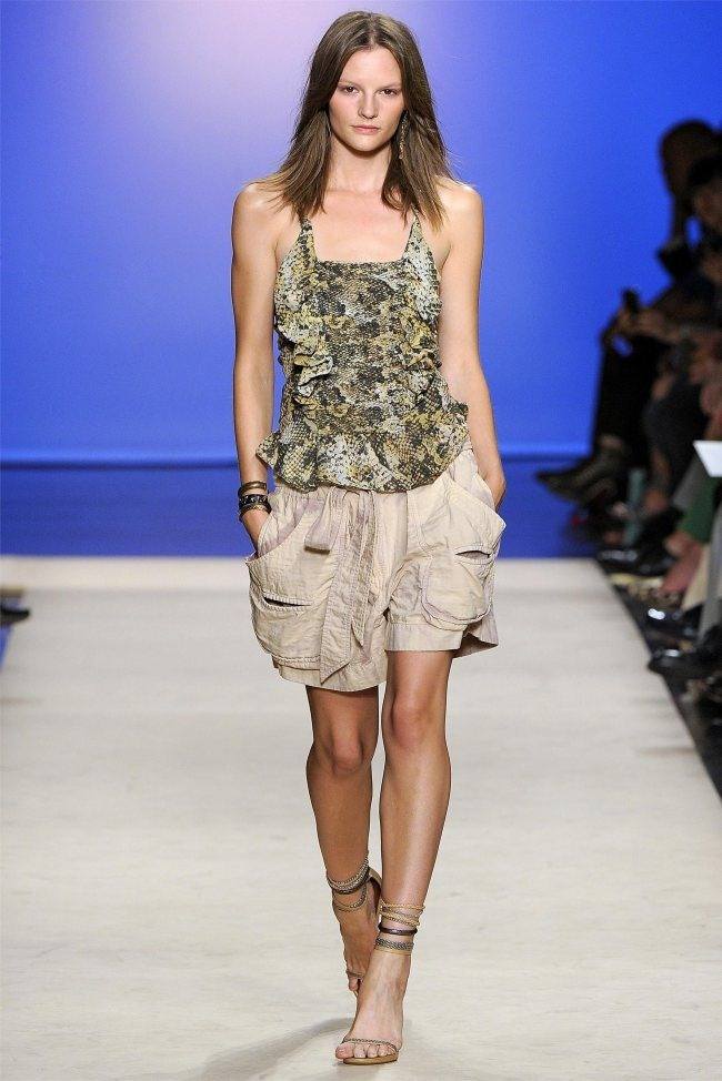 PARIS FASHION WEEK: ISABEL MARANT SPRING 2012