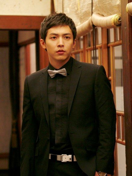 ปากน่าจุ๊บมาก