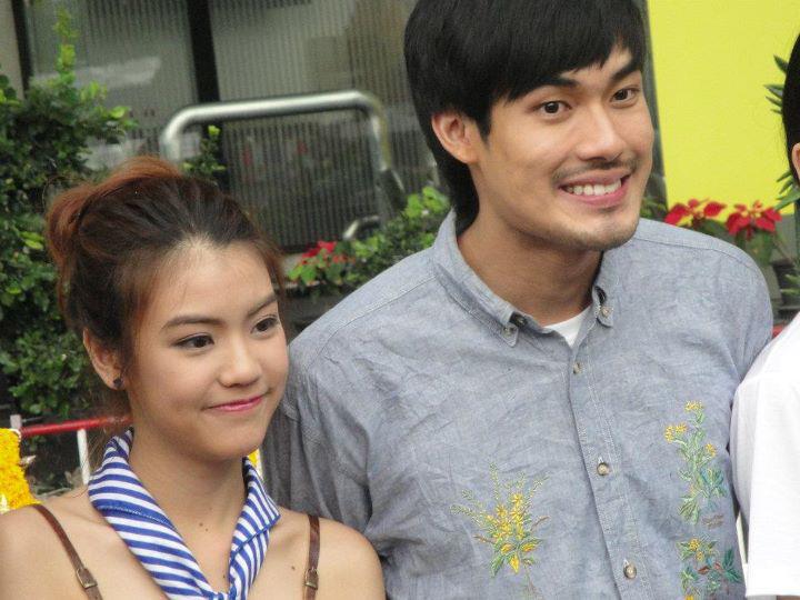 หน่อง-ธนา งานบวงสรวงซิทคอม "จุดนัดภพ"