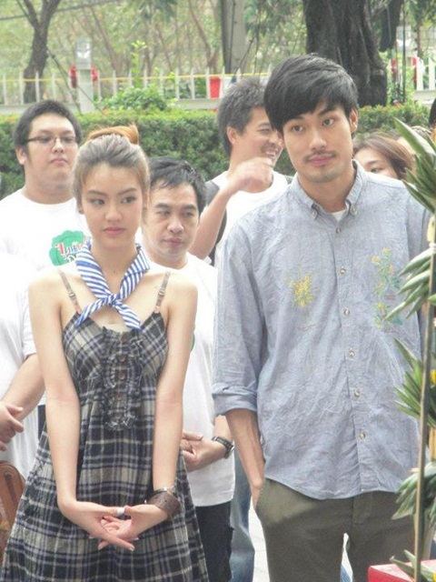 หน่อง-ธนา งานบวงสรวงซิทคอม "จุดนัดภพ"