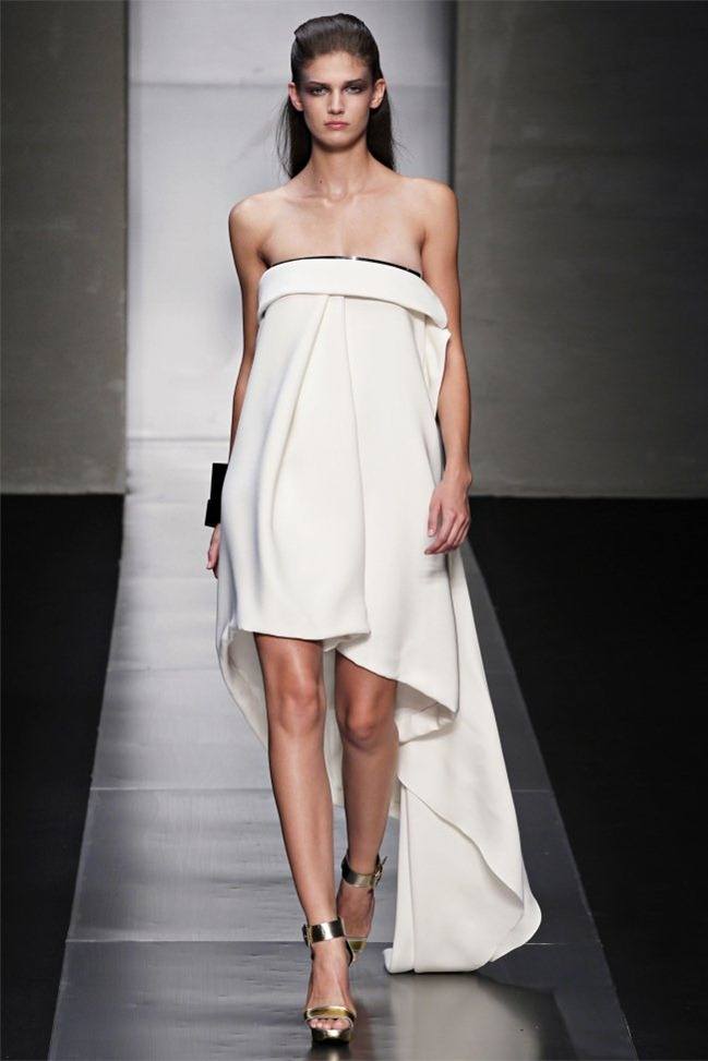 MILAN FASHION WEEK: GIANFRANCO FERRÉ SPRING 2012