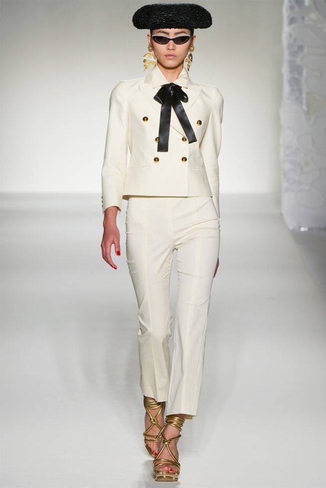 MILAN FASHION WEEK: MOSCHINO SPRING 2012