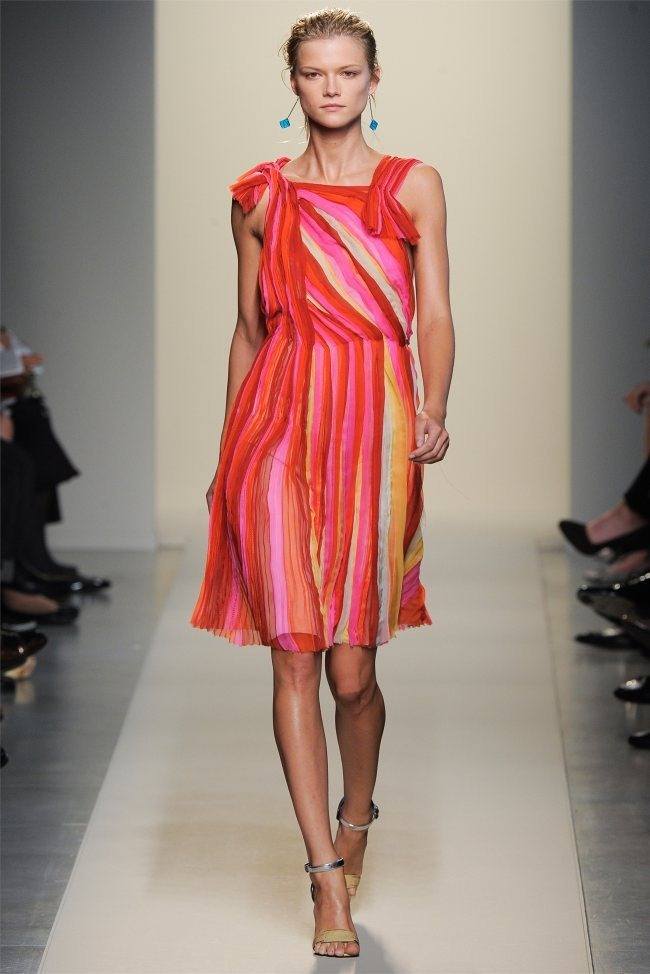 MILAN FASHION WEEK: BOTTEGA VENETA SPRING 2012