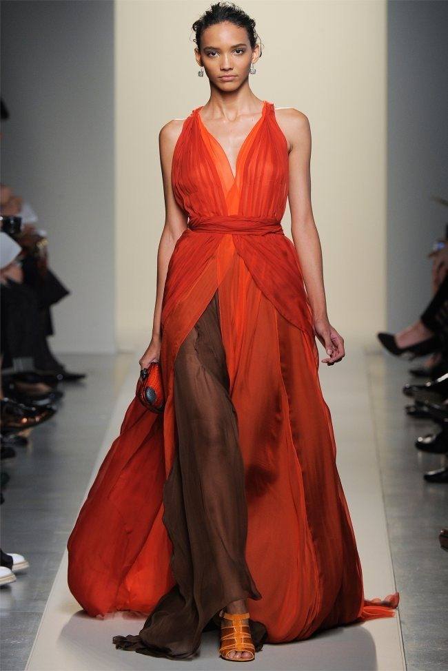 MILAN FASHION WEEK: BOTTEGA VENETA SPRING 2012