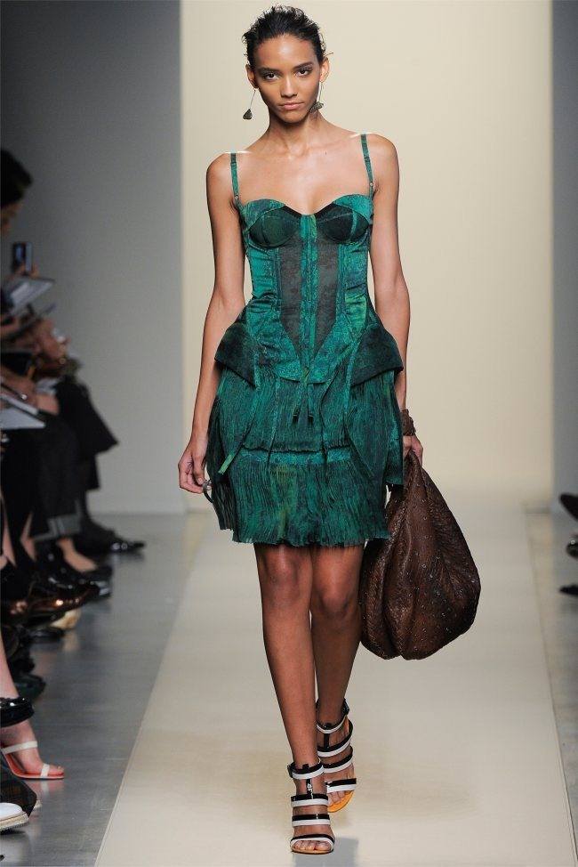 MILAN FASHION WEEK: BOTTEGA VENETA SPRING 2012