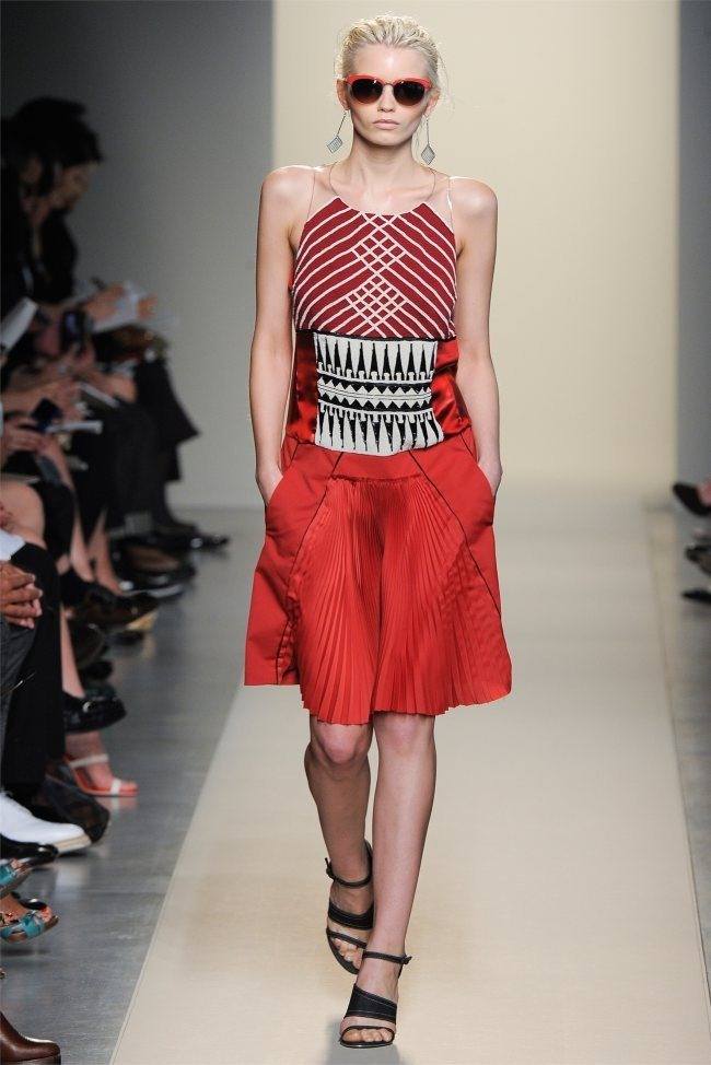 MILAN FASHION WEEK: BOTTEGA VENETA SPRING 2012