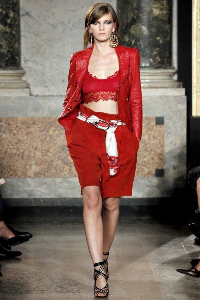 MILAN FASHION WEEK: EMILIO PUCCI SPRING 2012