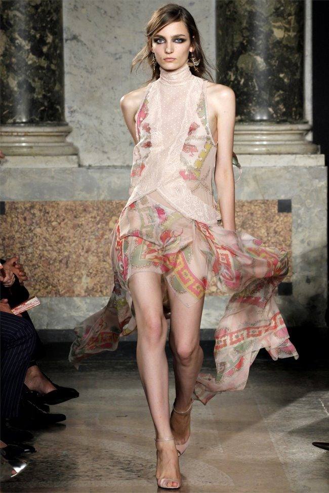 MILAN FASHION WEEK: EMILIO PUCCI SPRING 2012