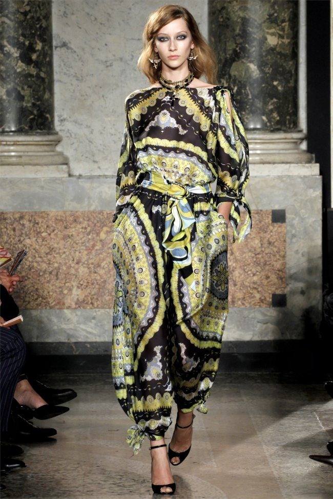 MILAN FASHION WEEK: EMILIO PUCCI SPRING 2012