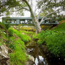 Australian Architect  Bridges  the Gap between Innovation and Architecture – Bridge House