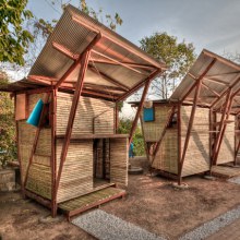 โพสบ้านมาก็เยอะพึ่งมีของไทยนี่แหล่ะThailand Wood Prefab Houses with Modern Butterfly Roof