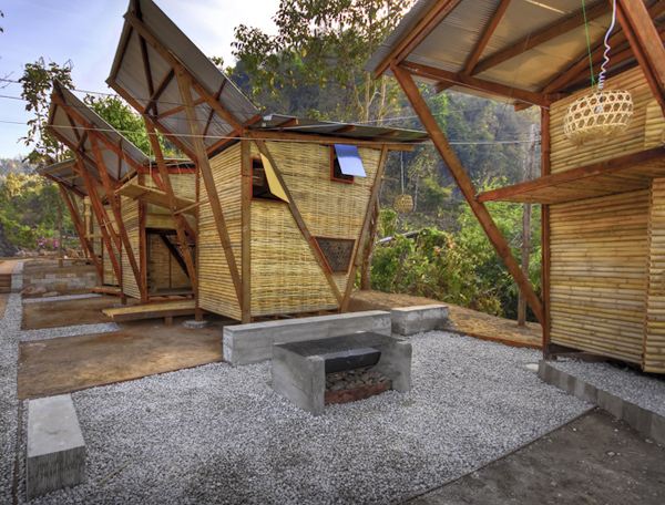 โพสบ้านมาก็เยอะพึ่งมีของไทยนี่แหล่ะThailand Wood Prefab Houses with Modern Butterfly Roof
