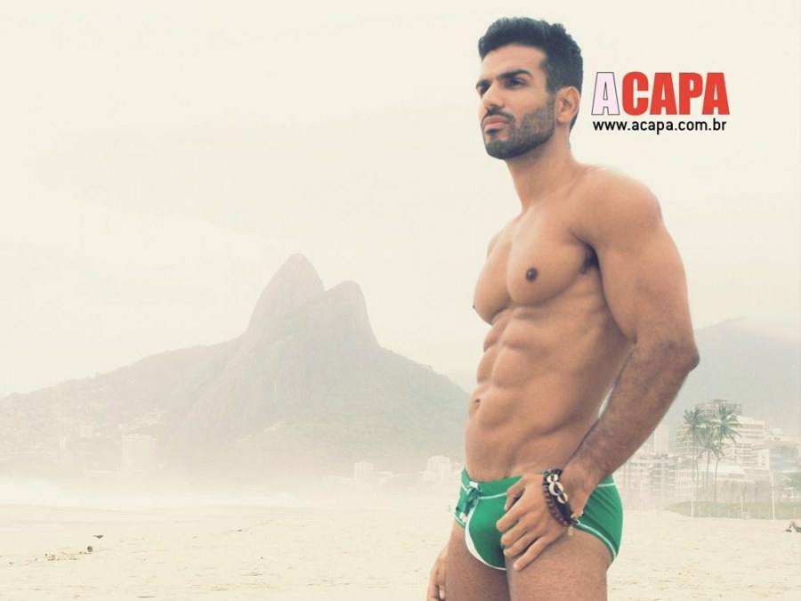 Sidney Allan Photoshoot for A Capa N&deg;52