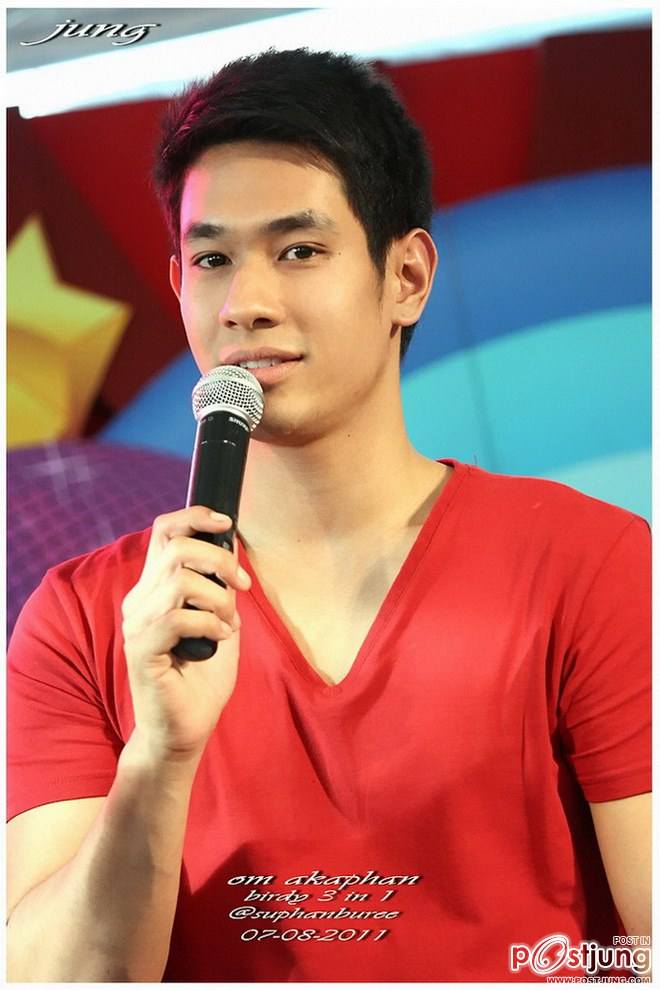 รักพี่อ๋อมหล่อๆ