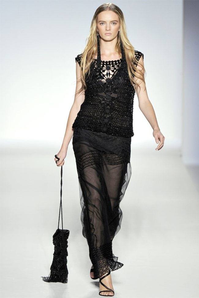 MILAN FASHION WEEK: ALBERTA FERRETTI SPRING 2012