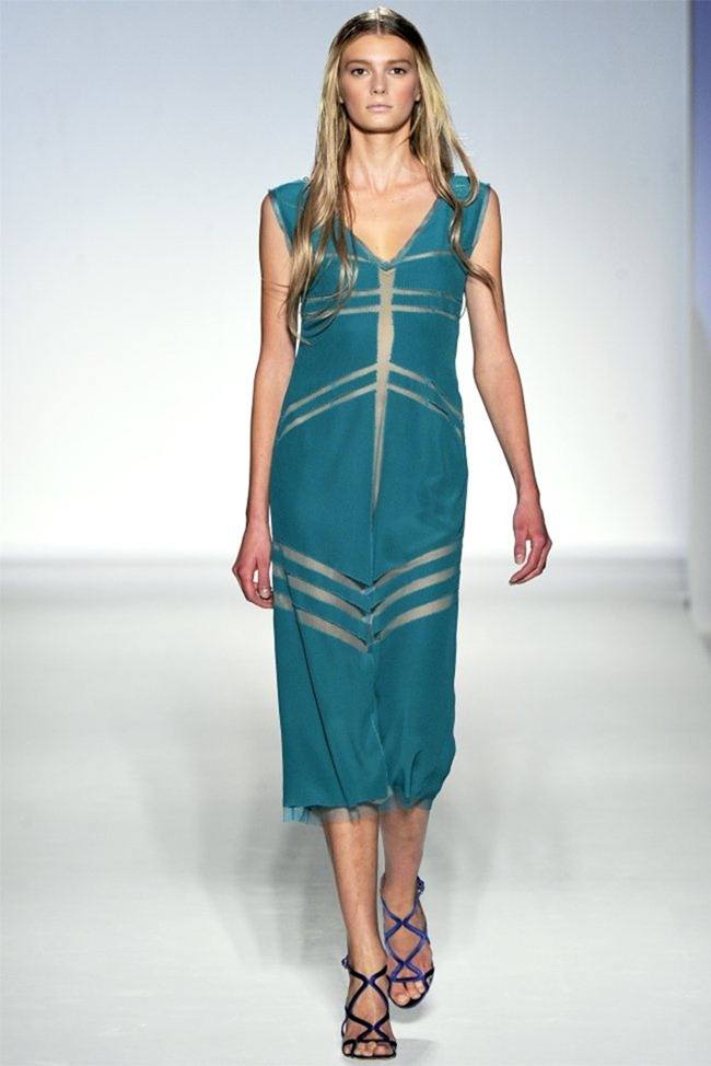 MILAN FASHION WEEK: ALBERTA FERRETTI SPRING 2012