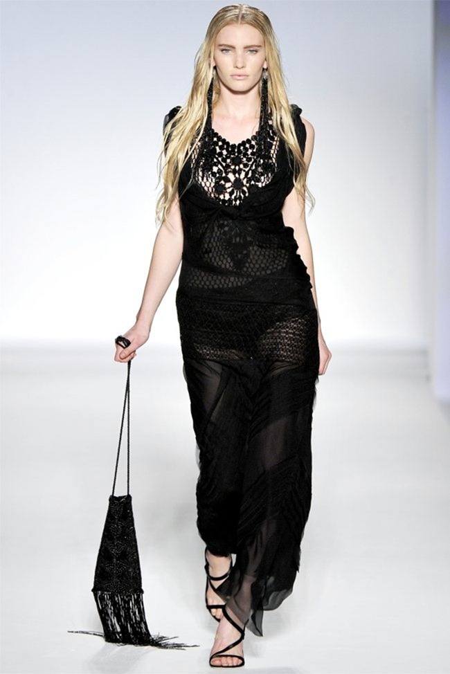 MILAN FASHION WEEK: ALBERTA FERRETTI SPRING 2012