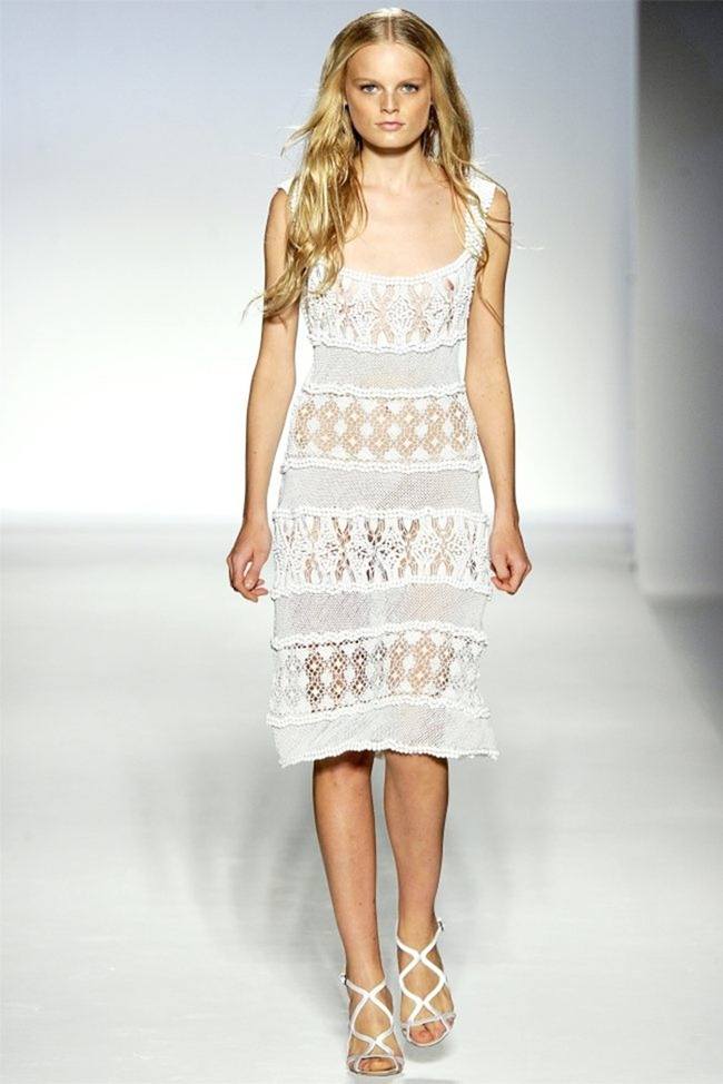 MILAN FASHION WEEK: ALBERTA FERRETTI SPRING 2012