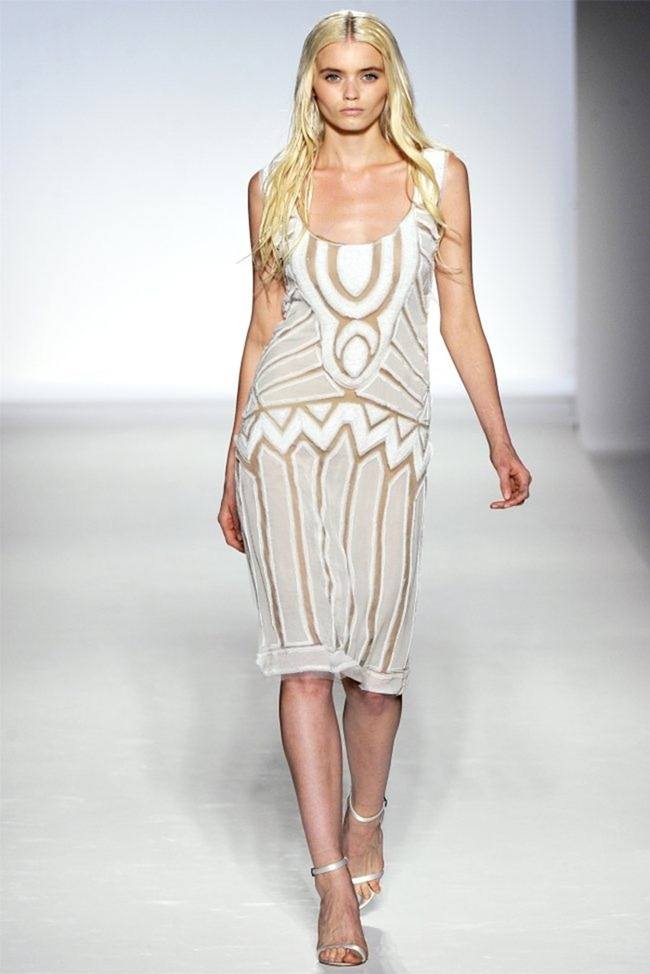 MILAN FASHION WEEK: ALBERTA FERRETTI SPRING 2012