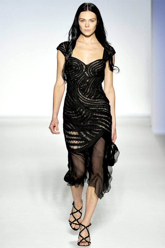 MILAN FASHION WEEK: ALBERTA FERRETTI SPRING 2012