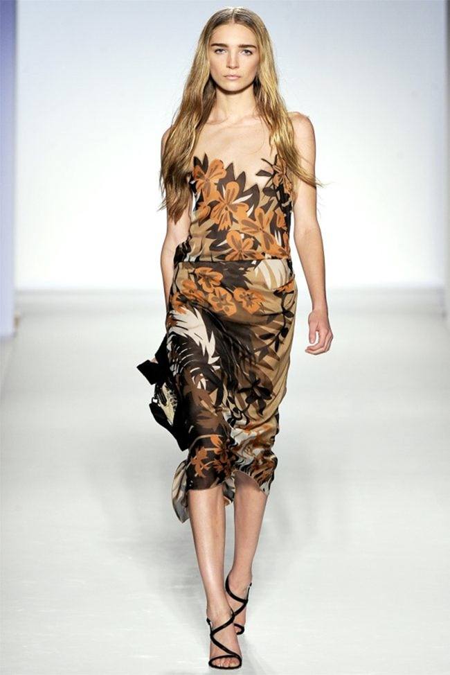 MILAN FASHION WEEK: ALBERTA FERRETTI SPRING 2012