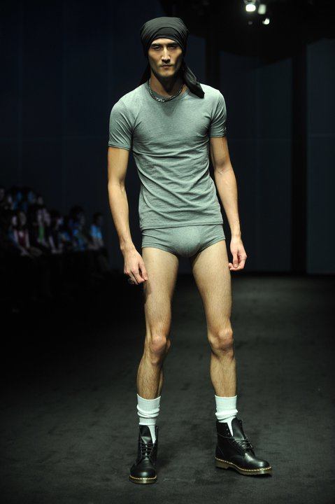 คิดยังไงกับพวกเขาเหล่านี้...กันค่ะ