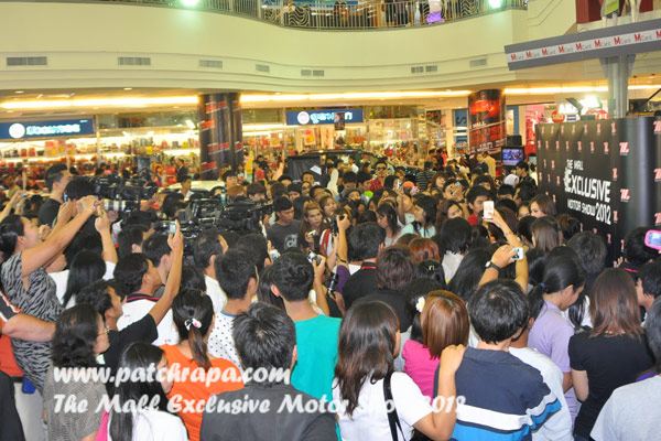 ................................ เมื่อ " อั้ม พัชราภา " ปรากฏตัว ณ งานล่าสุด !! ....................