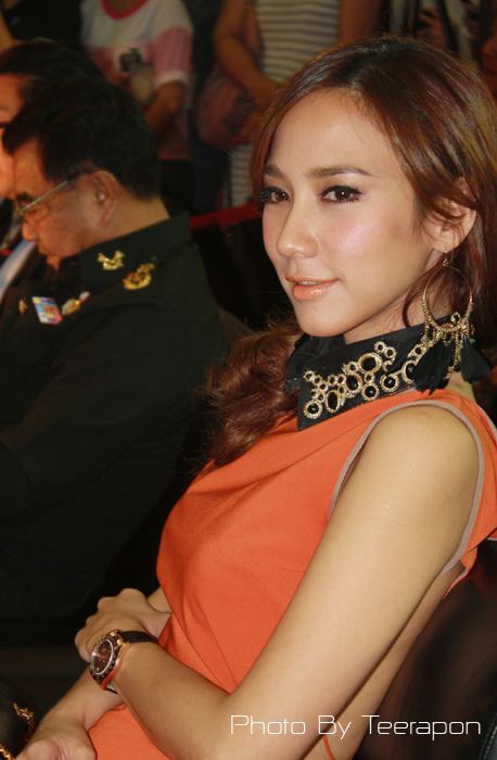 ส่องมุมสวย"พัชราภา"ดูเต็มๆตาเเบบจุใจที่นี่!!!!!