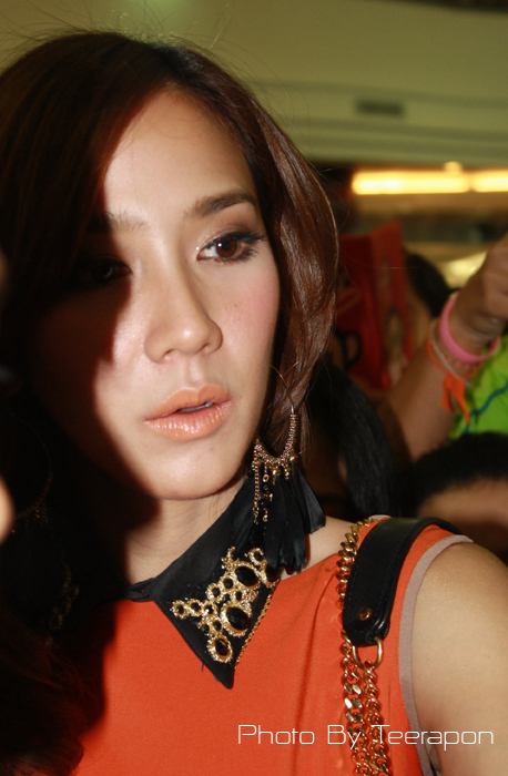 ส่องมุมสวย"พัชราภา"ดูเต็มๆตาเเบบจุใจที่นี่!!!!!