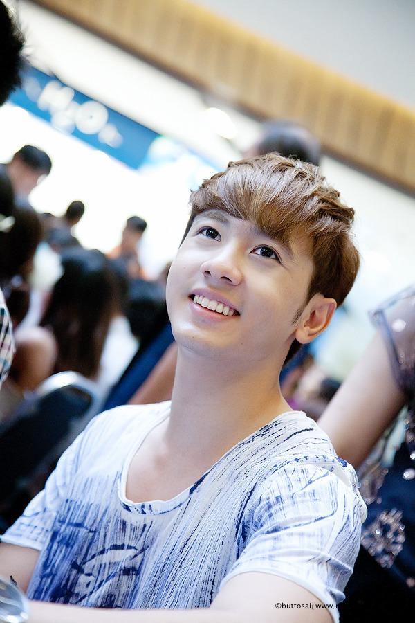 นัททิว แจกปฎิทินปีใหม่ช่อง 7 @ เซ็นทรัลลาดพร้าว