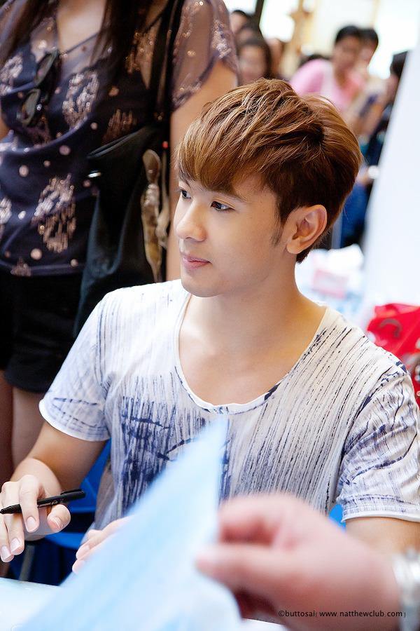 นัททิว แจกปฎิทินปีใหม่ช่อง 7 @ เซ็นทรัลลาดพร้าว