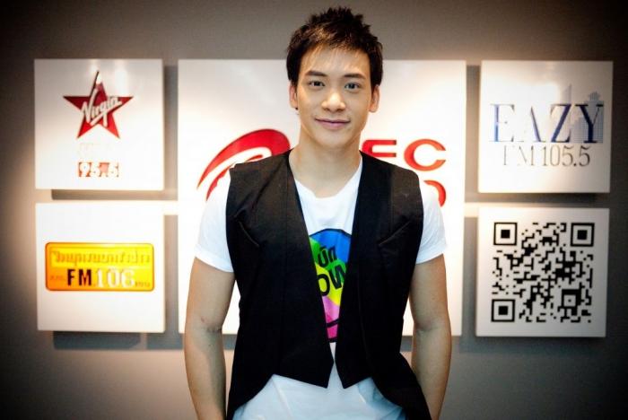 "บี้ สุกฤษฎิ์" นำซิงเกิ้ลใหม่ "ณ บัด NOW" มาฝากชาว 95.5 Virgin HitZ