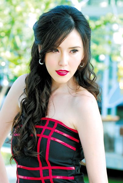 ทีเซอร์"เกิดเป็นหงส์"ออกมาแล้ว...