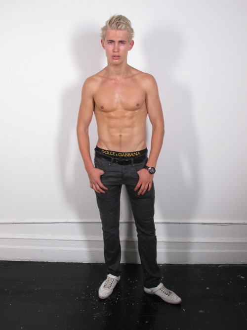 นายแบบสดใหม่ยังไม่ถูก เจียระไน