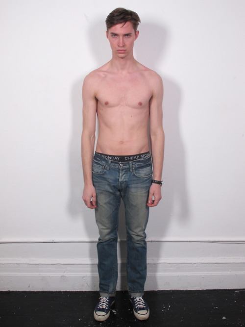 นายแบบสดใหม่ยังไม่ถูก เจียระไน