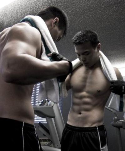 โชว์กล้ามบ้าง