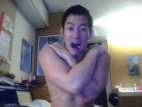 โชว์กล้ามบ้าง