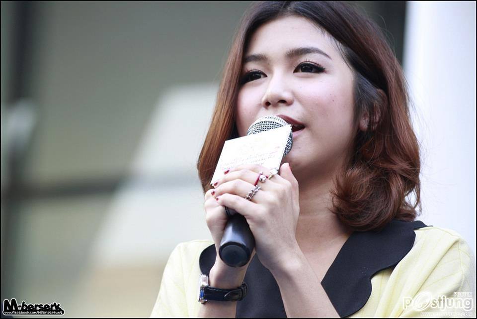 กิ่ง เหมือนแพร กับคิมจองฮุนที่เกาหลี