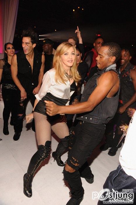 MADONNA 2011
