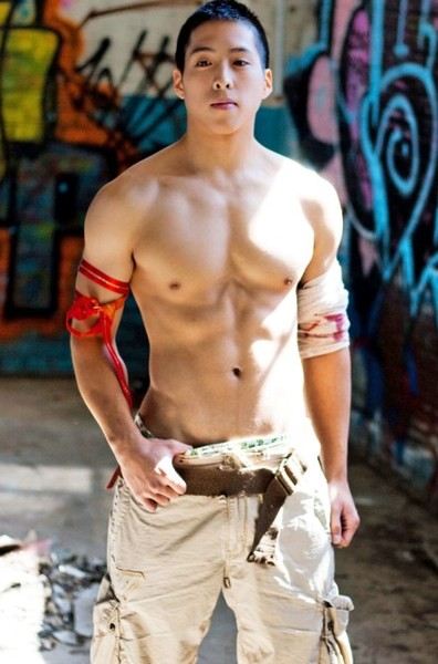 ดูๆไปเหอะกล้ามผู้ชาย