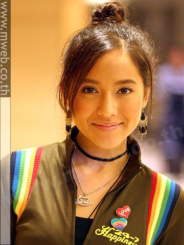 เคท ไบรโอนี่ เวลานี้เธอคือครูสอนโยคะ