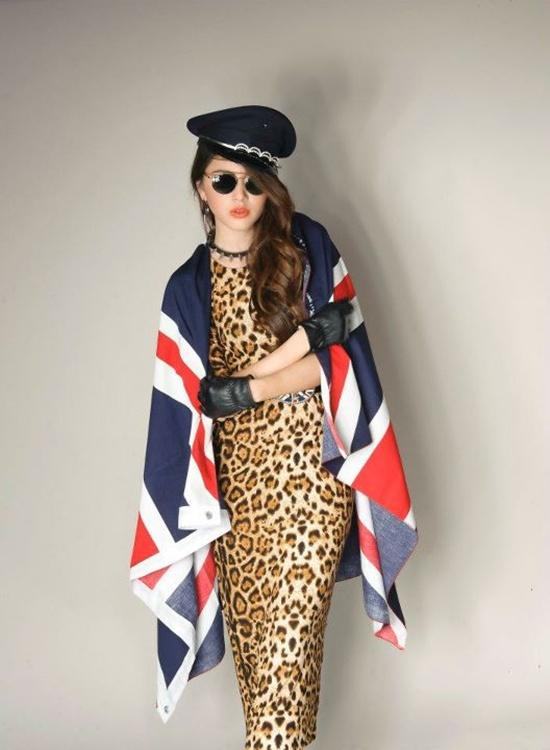 ใหม่-ดาวิกา @ Runway by campus magazine no.3 January 2012