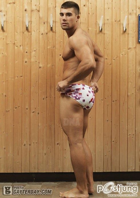 หนุ่มลาติน หล่อ ล่ำ เข้ม บึกบึน เหมาะเป็นพ่อพันธ์จิงๆ