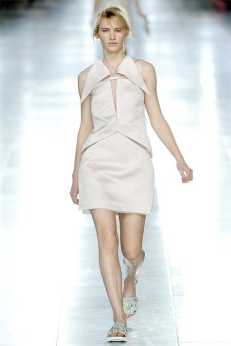 LONDON FASHION WEEK: CHRISTOPHER KANE SPRING 2012