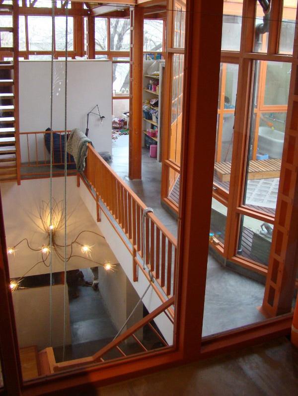 Eco Friendly House Renovation Makes Recycled House: trash turned treasure