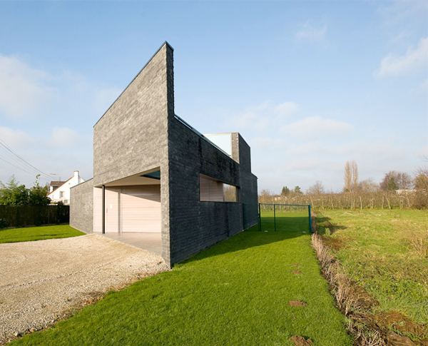 Interesting Home by Modern Belgian Architecture Firm