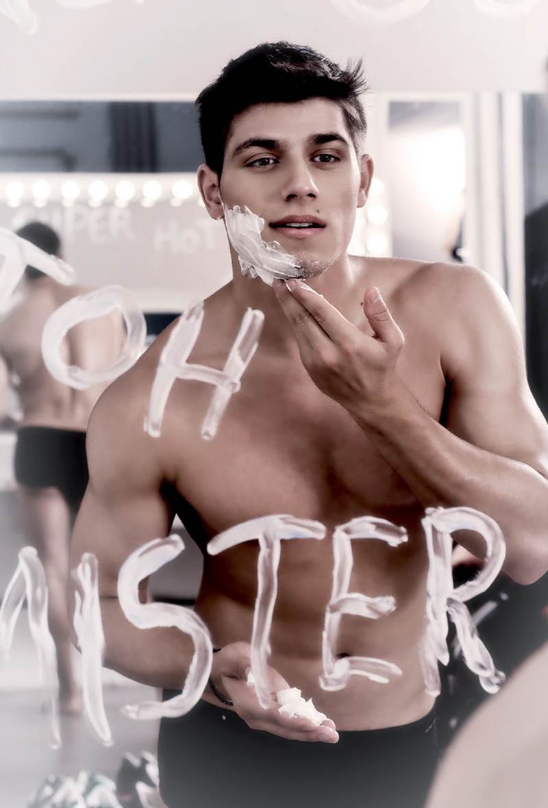 Israel Scobar by Janna de Francisco Tiago Farina : HQ images