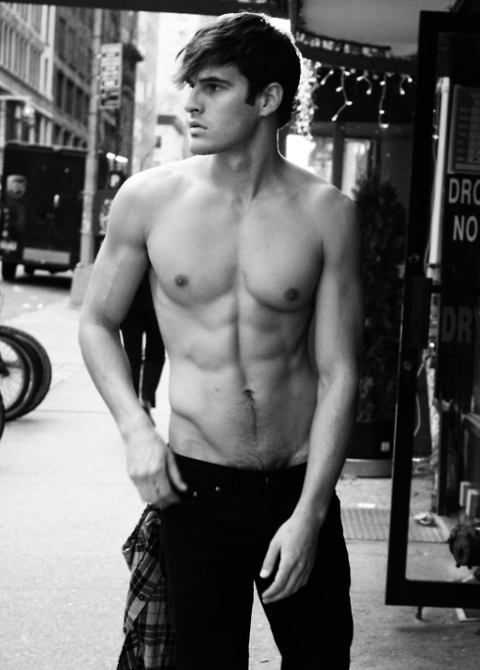 แทนหมอนข้าง