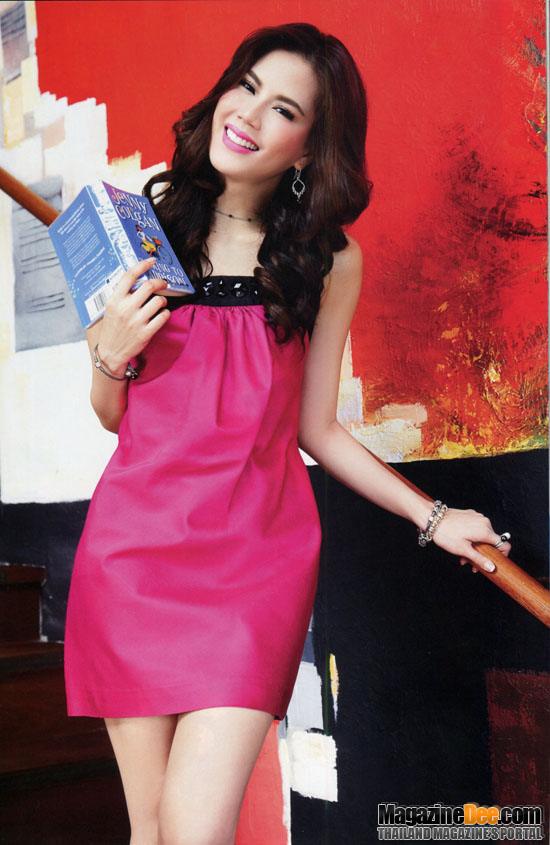 เจี๊ยบ-พิจิตรา @ HEALTH PLUS vol. 6 no. 71 January 2012